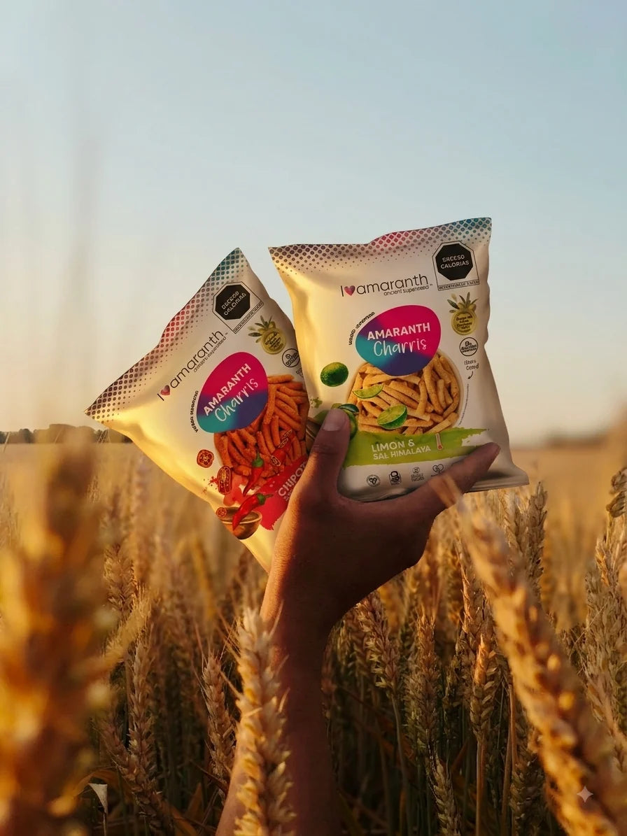 Productos Iamaranth Charris en un campo de trigo